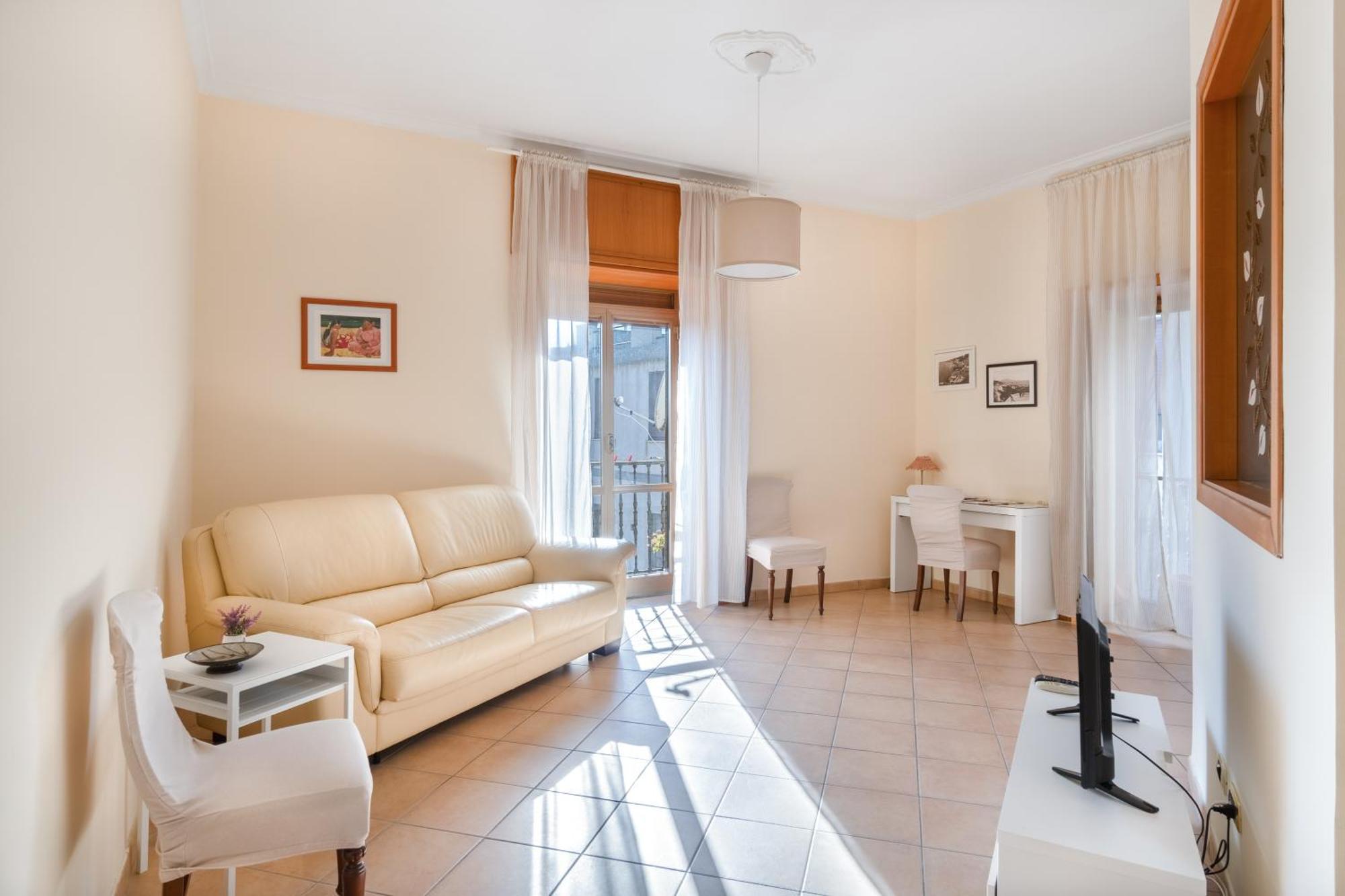 Appartement Stazione Centrale A 160m - Mediterranea Napels