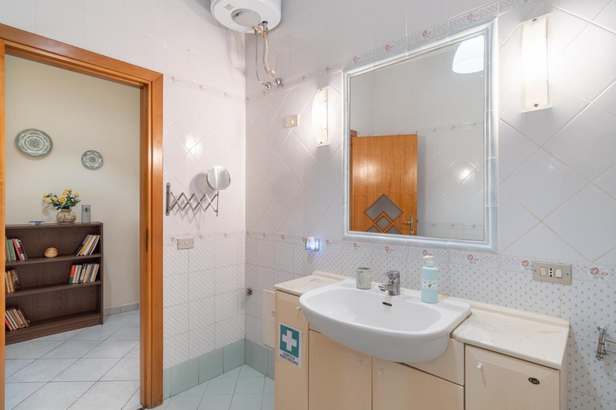 Stazione Centrale A 160m - Mediterranea Appartement Napels