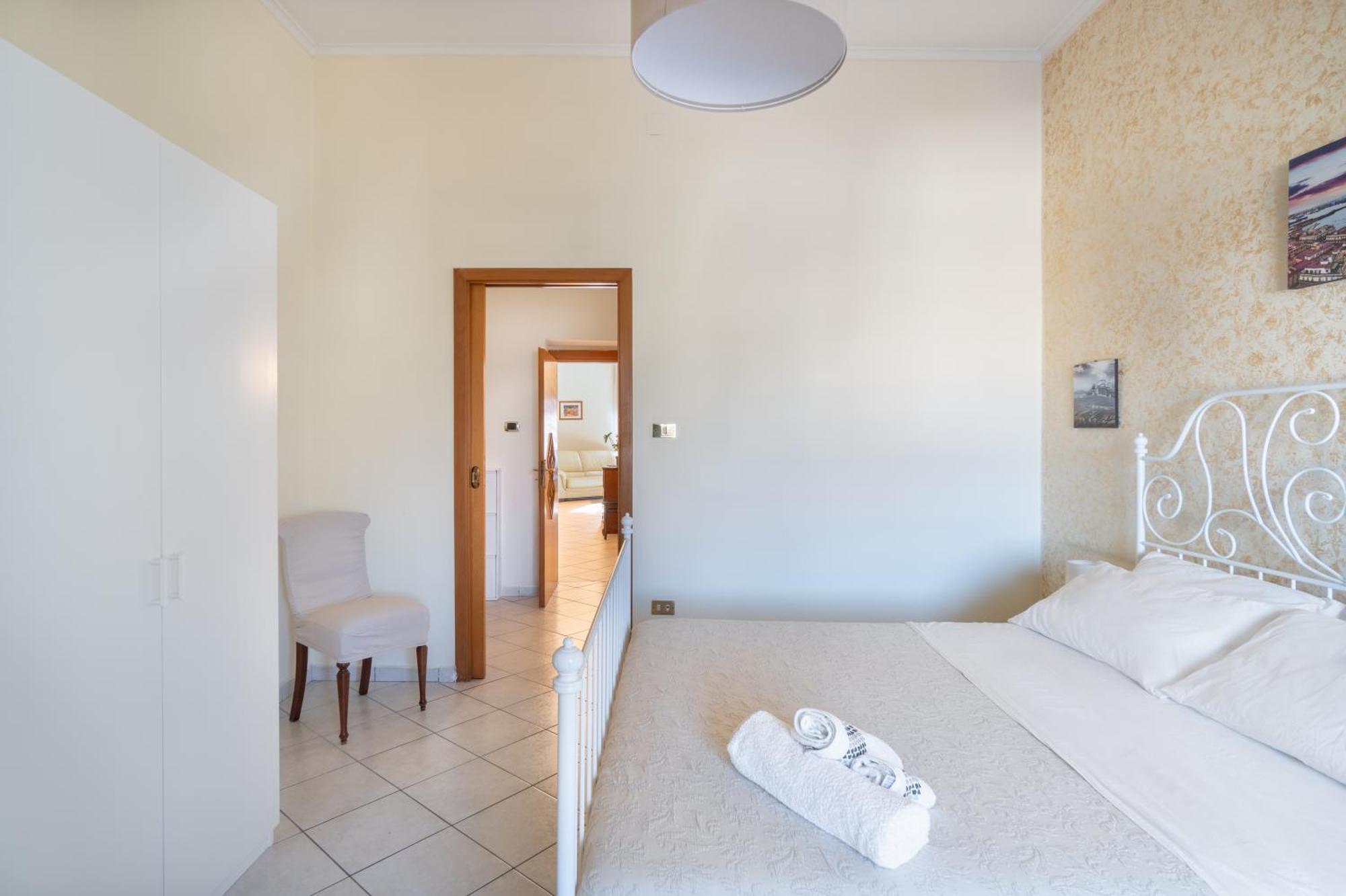 Appartamento Stazione Centrale A 160m - Mediterranea *